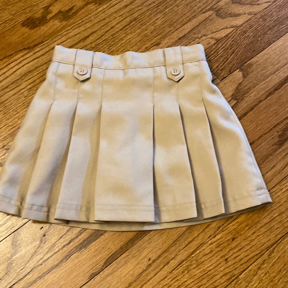 Izod skirt 4